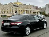 Toyota Camry 2019 года за 12 700 000 тг. в Уральск – фото 4