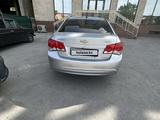 Chevrolet Cruze 2013 года за 4 480 000 тг. в Туркестан – фото 2