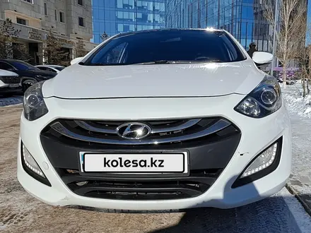 Hyundai i30 2015 года за 6 950 000 тг. в Астана – фото 2