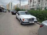 Mercedes-Benz E 200 1992 года за 1 150 000 тг. в Алматы – фото 4
