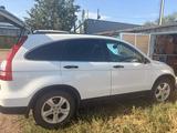 Honda CR-V 2007 годаүшін6 800 000 тг. в Уральск – фото 2
