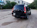 Honda CR-V 2004 годаүшін4 300 000 тг. в Семей – фото 3