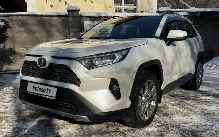 Toyota RAV4 2021 годаүшін15 500 000 тг. в Алматы