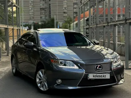 Lexus ES 300h 2013 года за 11 000 000 тг. в Алматы – фото 4