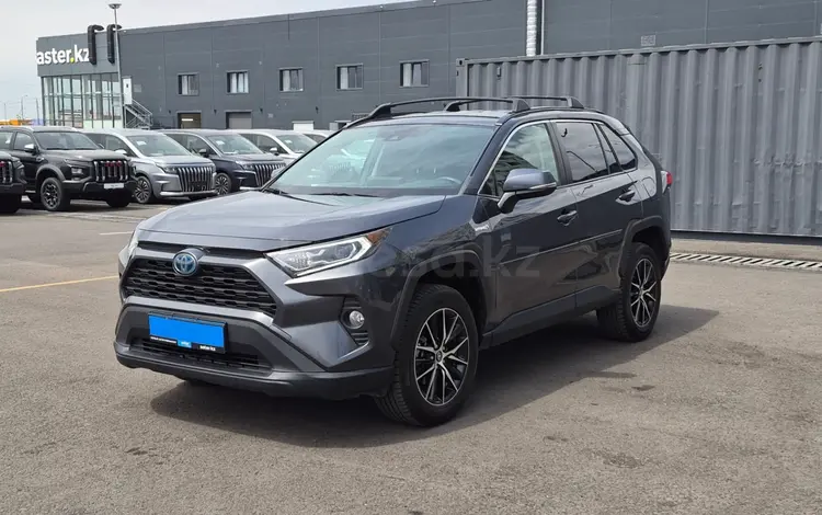 Toyota RAV4 2021 года за 12 400 000 тг. в Алматы