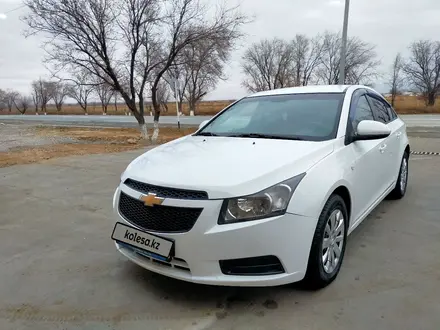 Chevrolet Cruze 2012 года за 4 200 000 тг. в Шымкент – фото 2