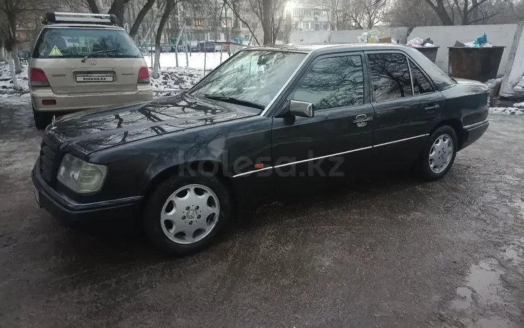 Mercedes-Benz E 220 1994 годаүшін1 650 000 тг. в Тараз