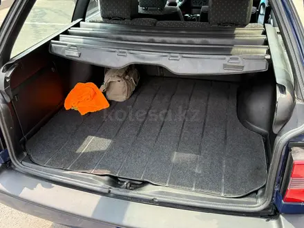 Volkswagen Passat 1995 года за 2 600 000 тг. в Тараз – фото 24