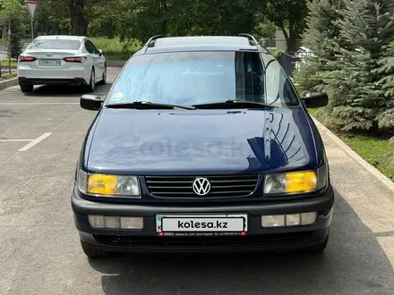 Volkswagen Passat 1995 года за 2 600 000 тг. в Тараз – фото 3