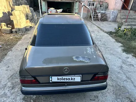 Mercedes-Benz E 230 1992 года за 1 700 000 тг. в Шымкент – фото 13