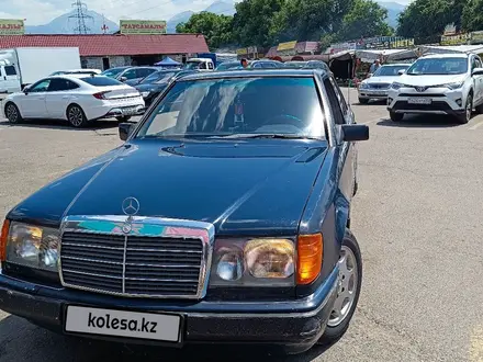 Mercedes-Benz E 260 1992 года за 1 384 809 тг. в Алматы