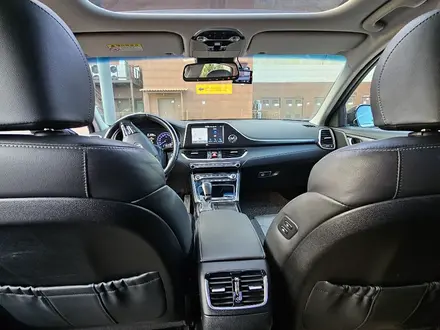 Hyundai Grandeur 2018 года за 11 290 000 тг. в Алматы – фото 41