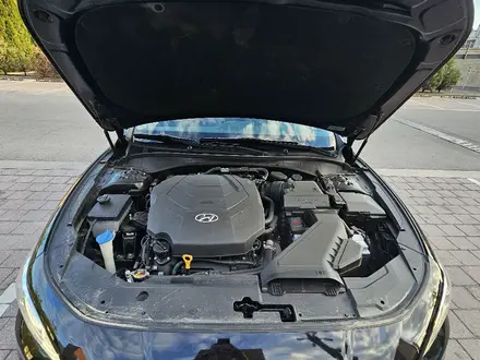 Hyundai Grandeur 2018 года за 11 290 000 тг. в Алматы – фото 50