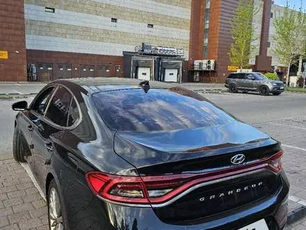Hyundai Grandeur 2018 года за 11 290 000 тг. в Алматы – фото 7