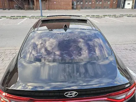 Hyundai Grandeur 2018 года за 11 290 000 тг. в Алматы – фото 10