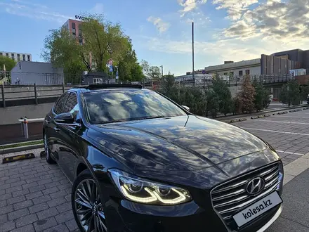 Hyundai Grandeur 2018 года за 11 290 000 тг. в Алматы – фото 15