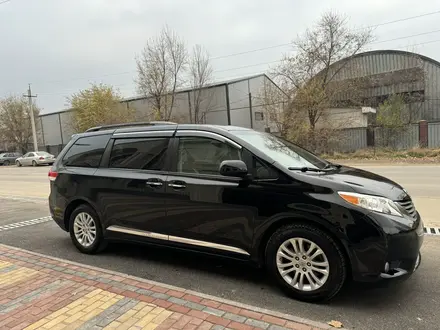 Toyota Sienna 2014 года за 11 400 000 тг. в Алматы – фото 10