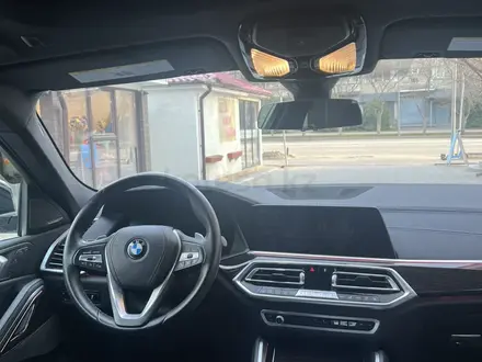 BMW X6 2022 года за 42 000 000 тг. в Алматы – фото 5