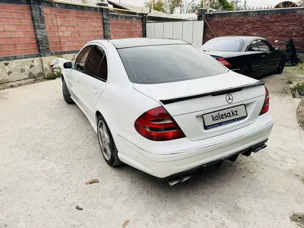 Mercedes-Benz E 200 2002 года за 6 000 000 тг. в Алматы – фото 9