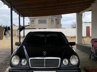 Mercedes-Benz E 240 1998 годаfor3 600 000 тг. в Актау