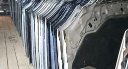 Капот на Mercedes W211 W204 W220 за 35 000 тг. в Алматы – фото 4