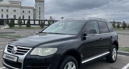 Volkswagen Touareg 2007 года за 6 000 000 тг. в Астана