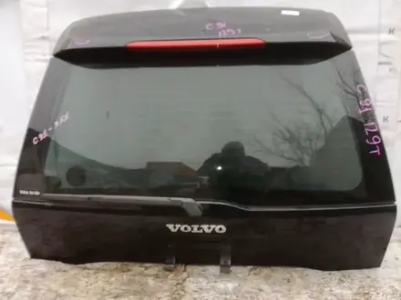 Крышка багажника в сборе Volvo XC90 за 50 000 тг. в Караганда