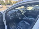 Toyota Camry 2021 года за 11 000 000 тг. в Актау – фото 4