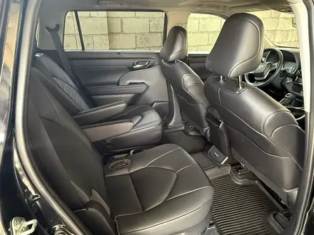 Toyota Highlander 2023 года за 25 000 000 тг. в Тараз – фото 18