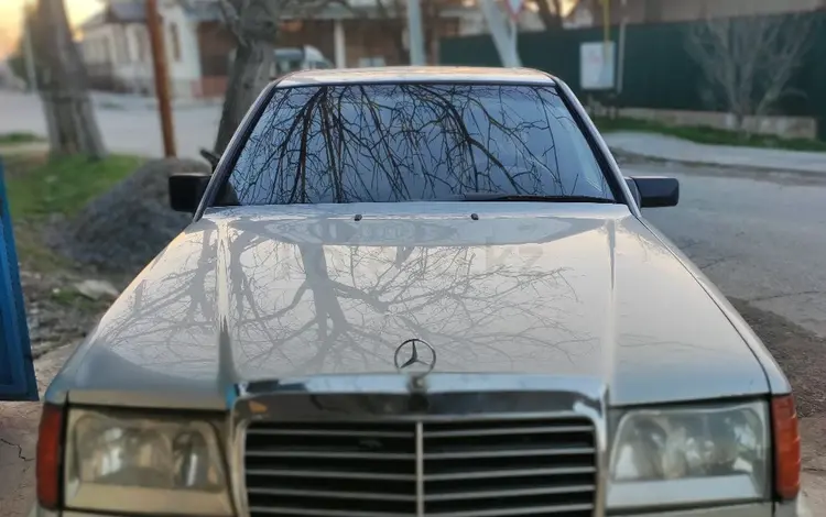 Mercedes-Benz E 230 1988 года за 1 190 000 тг. в Шымкент