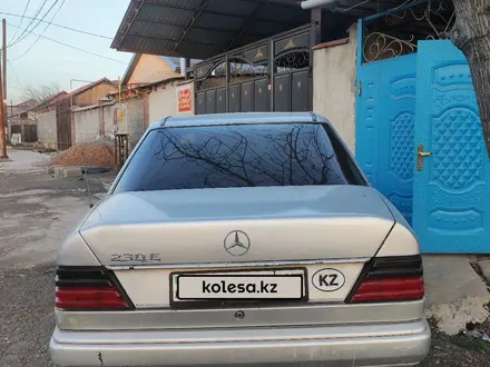 Mercedes-Benz E 230 1988 года за 1 190 000 тг. в Шымкент – фото 3