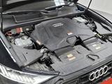 Audi Q8 2023 года за 29 700 000 тг. в Астана – фото 4