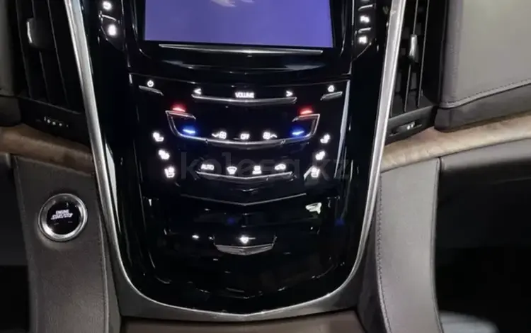 Cadillac Escalade 2018 года за 33 000 000 тг. в Актау