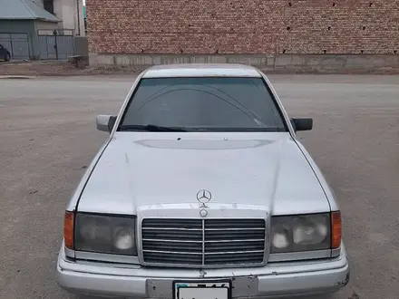 Mercedes-Benz E 230 1990 года за 1 100 000 тг. в Кызылорда – фото 2