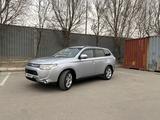 Mitsubishi Outlander 2014 года за 7 450 000 тг. в Алматы
