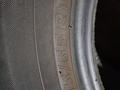 Летнюю бу шину из Кореи в хорошем состоянии. Размер 215/65/15. за 28 000 тг. в Алматы – фото 4