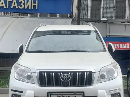 Toyota Land Cruiser Prado 2014 года за 17 795 000 тг. в Алматы