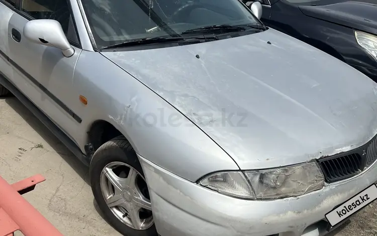 Mitsubishi Carisma 1998 года за 900 000 тг. в Алматы