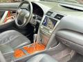Toyota Camry 2007 года за 6 100 000 тг. в Алматы – фото 3