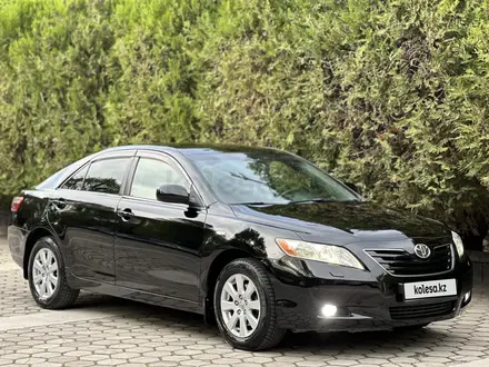 Toyota Camry 2007 года за 6 100 000 тг. в Алматы – фото 2
