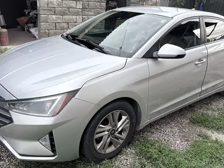 Hyundai Elantra 2019 года за 7 500 000 тг. в Алматы – фото 2