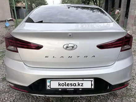 Hyundai Elantra 2019 года за 7 500 000 тг. в Алматы – фото 5