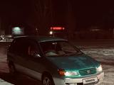 Toyota Ipsum 1997 годаүшін2 950 000 тг. в Семей – фото 2