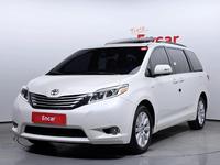 Toyota Sienna 2017 года за 19 000 000 тг. в Алматы