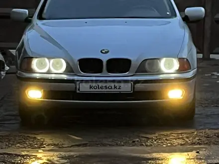 BMW 528 1997 года за 2 500 000 тг. в Шымкент – фото 9