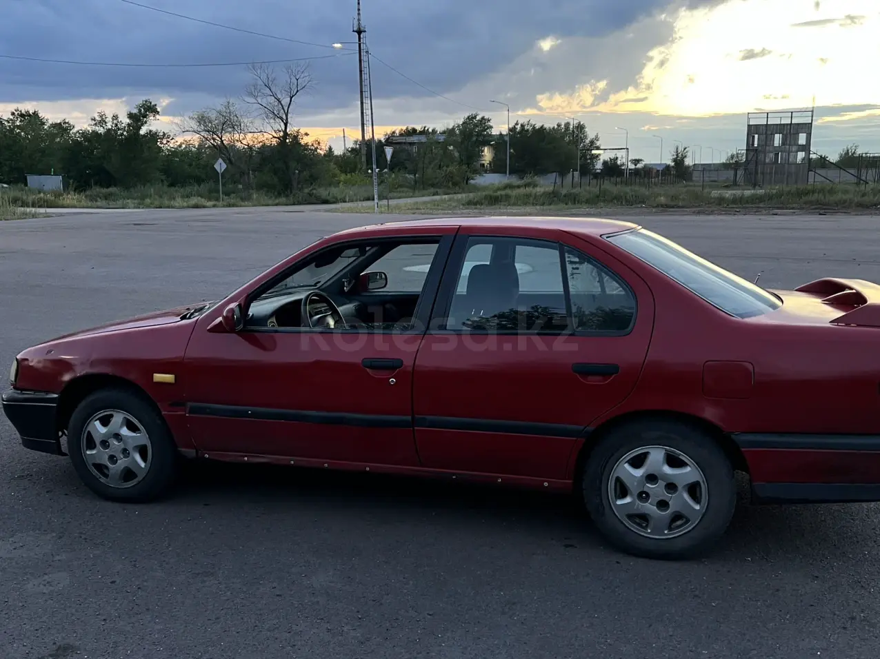 Nissan Primera, 1991