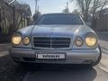 Mercedes-Benz E 230 1996 года за 2 600 000 тг. в Алматы