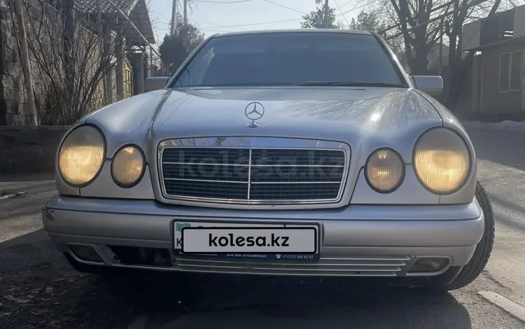 Mercedes-Benz E 230 1996 года за 2 600 000 тг. в Алматы
