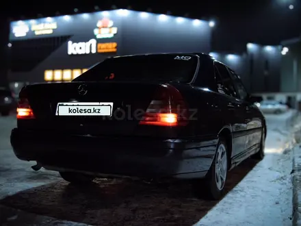 Mercedes-Benz C 200 1994 года за 2 500 000 тг. в Караганда