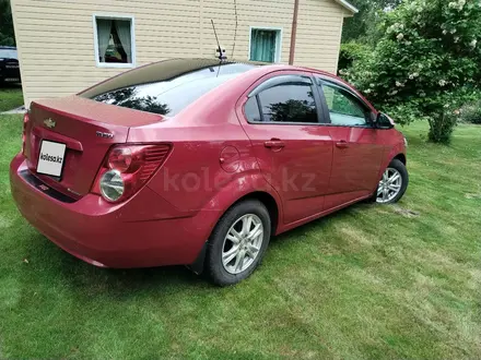 Chevrolet Aveo 2014 года за 4 200 000 тг. в Усть-Каменогорск – фото 5